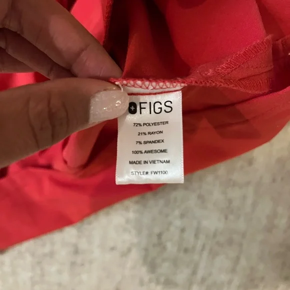 Figs Clay Colored Top M - Picture 3 of 4